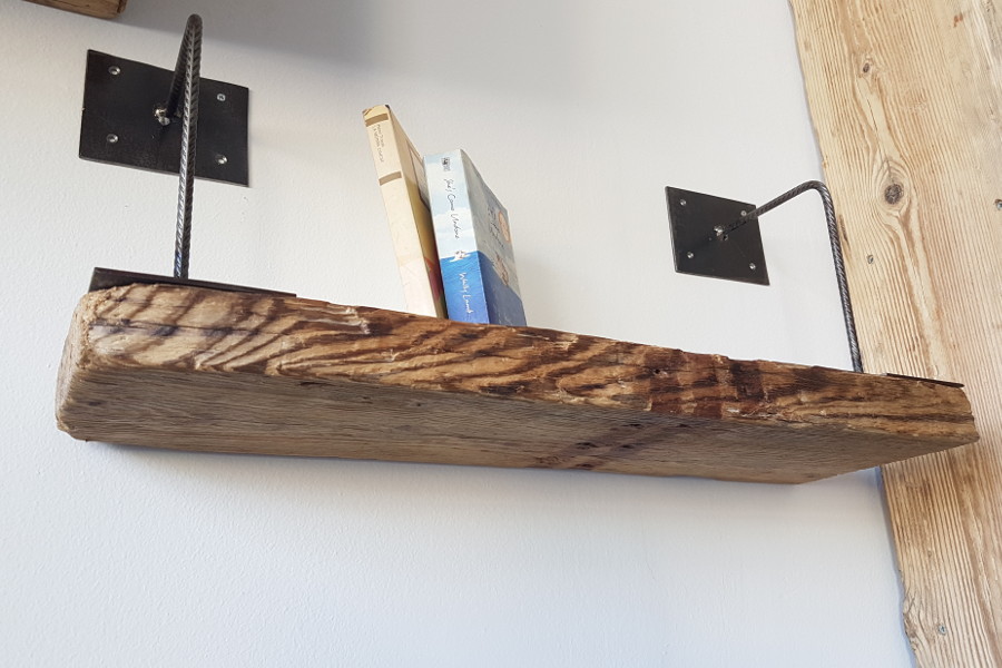 Mensola in legno di recupero e ferro (XT-MEN002) - Mobili su misura a  Firenze - Lapi Arredamenti
